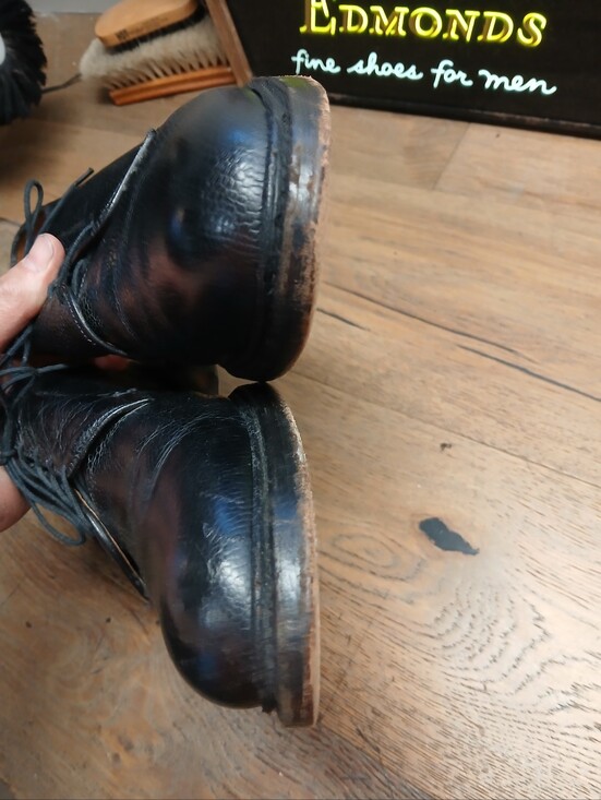 Allen Edmonds Black Pebbled Leather Leeds Derby Shoes 10.5 Wide main image 7